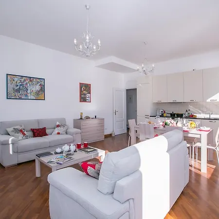 Appartement Larius Balcone Carate Urio